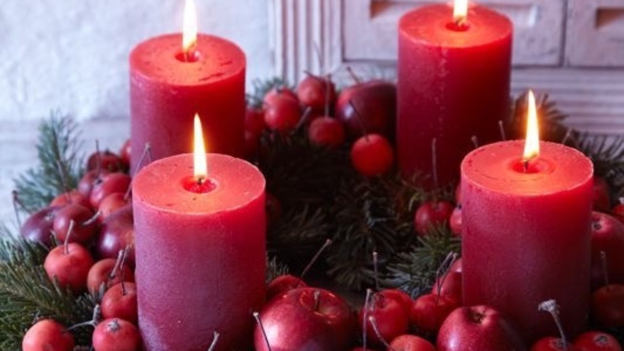 Candele di Natale Colore albicocca Arancio Smart Planet® Set di 4 candele Ambiente Natale Candele dell'Avvento altezza 8/10/12/14 cm Ø 6,8 cm